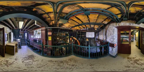 Incline museum front room where the car arrive.
